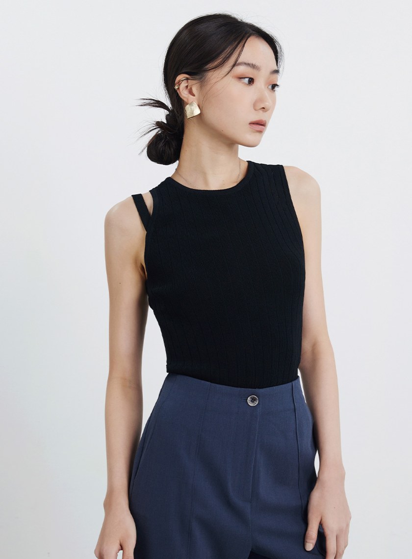 不對稱肩帶圓領針織背心